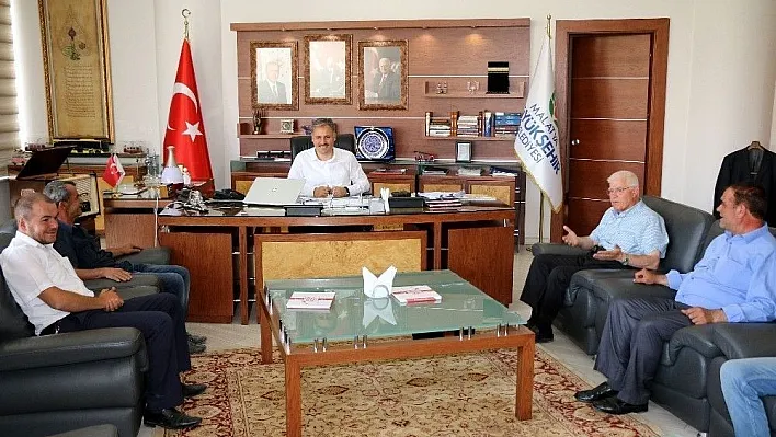 Başkan Çakır Hekimhanlı muhtarları dinledi
