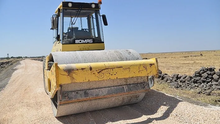 Çınar ilçesinde kırsal mahalle yolları asfaltlandı
