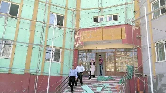 Fen Lisesi yurt onarım çalışmaları devam ediyor
