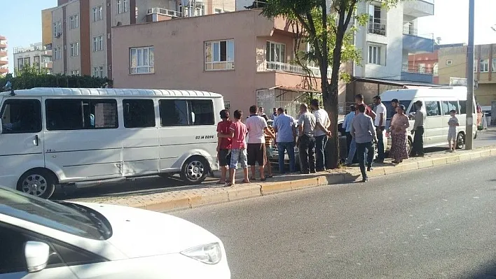 Adıyaman'da 3 araç bir birine girdi
