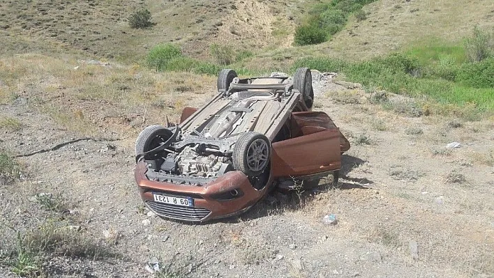 Aşkale'de trafik kazası: 5 yaralı
