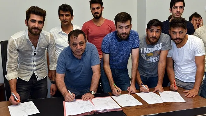 Yakutiyespor, BAL Ligi için toplu imza attı
