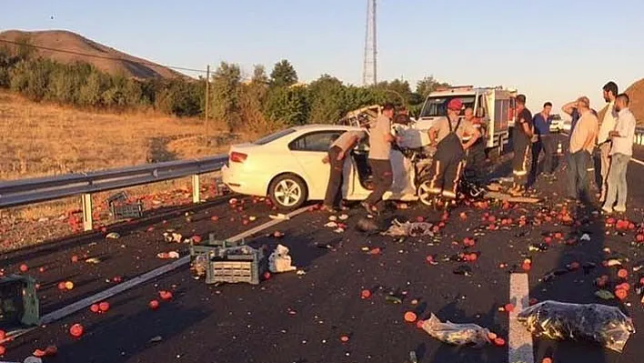 Elazığ'da trafik kazası: 2 yaralı