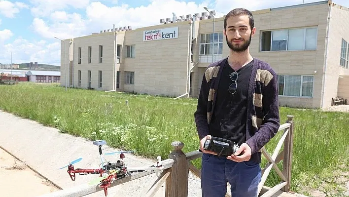 Üniversite öğrencisi 'Drone' üretti
