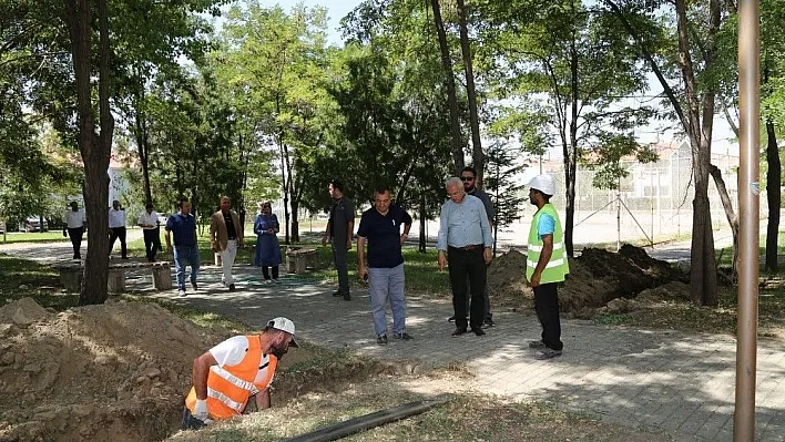 Başsoy: '24 ayar Erzincan için çalışmalarımızı sürdürüyoruz'
