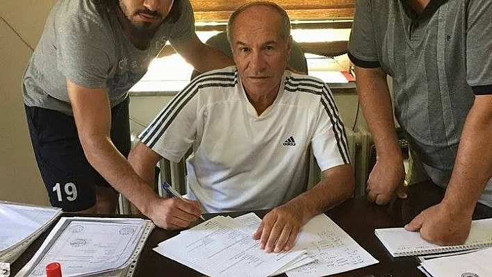 Evkur Yeni Malatyaspor altyapısından Erzincanspor'a
