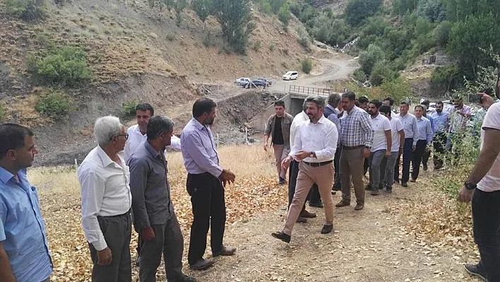 TBMM Başkan Vekili Aydın ve milletvekilleri köy halkıyla bir araya geldi
