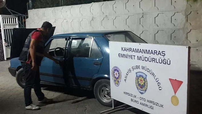 Otomobil hırsızları polisten kaçamadı
