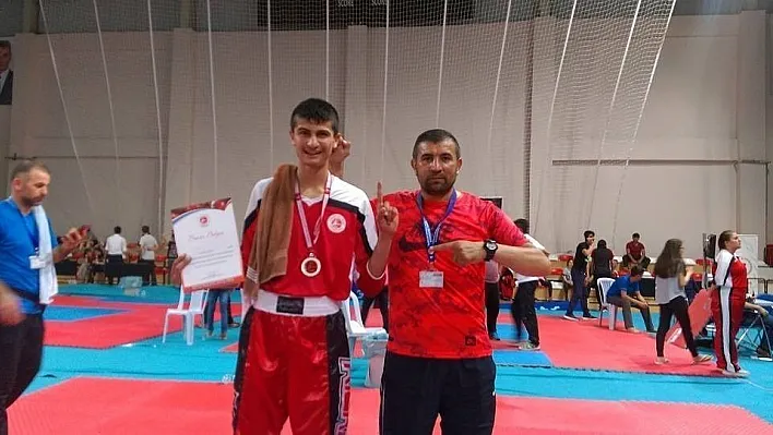 Fatih Kürşat Aygün'e Kickboks Milli Takımından davet
