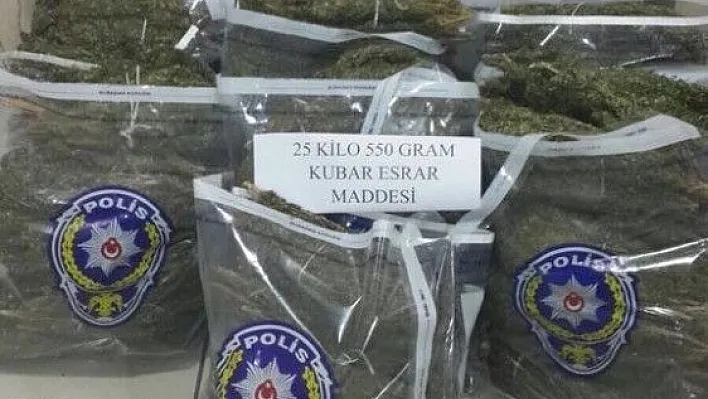 Adıyaman'da 25 kilo 550 gram esrar ele geçirildi
