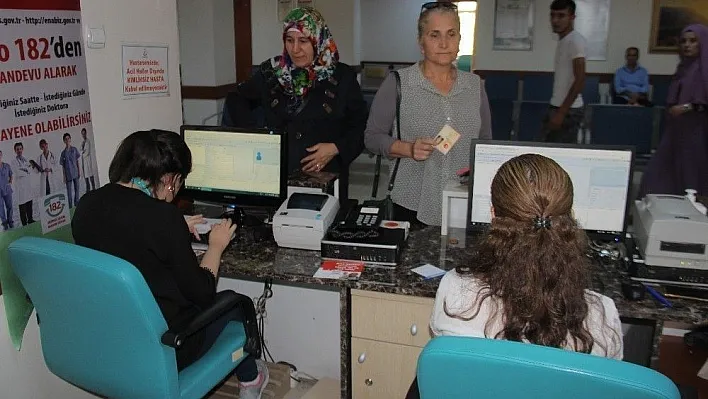 Eğitim ve Araştırma Hastanesinde randevu masası kuruldu