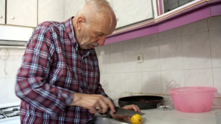 Kurban bıçağı diye aldı, limonu dahi kesemedi
