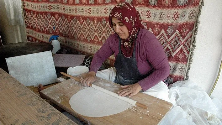 Ev hanımlarının gözde mesleği bazlamacılık oldu
