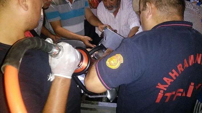 Yaşlı adam elini kıyma makinesine kaptırdı
