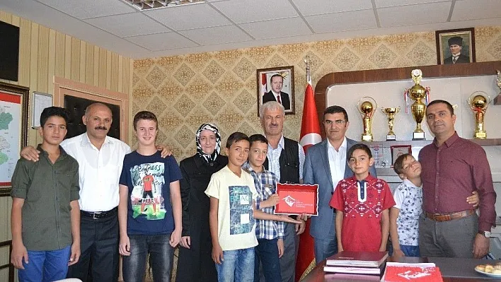 Devlet korumasındaki çocuklar yeni eğitim öğretim yılına hazırlanıyor
