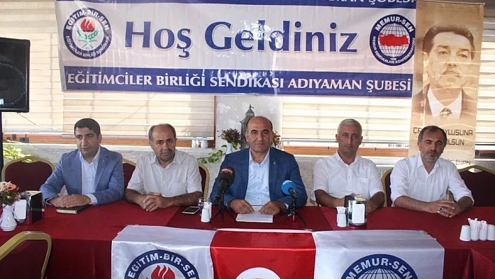 Eğitim Bir-Sen'den eğitimde yaşanan sorunlarla alakalı basın toplantısı
