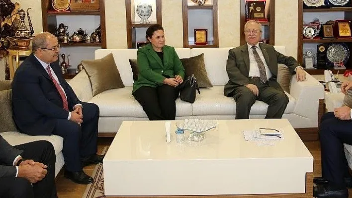 Vakıfbank Yönetim Kurulu Başkanı Alptekin'den Başkan Sekmen'e ziyaret
