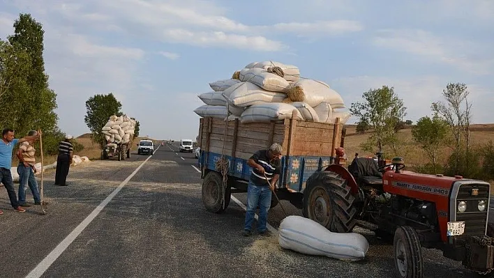 Başına saman çuvalı düşen traktör sürücüsü yaralandı
