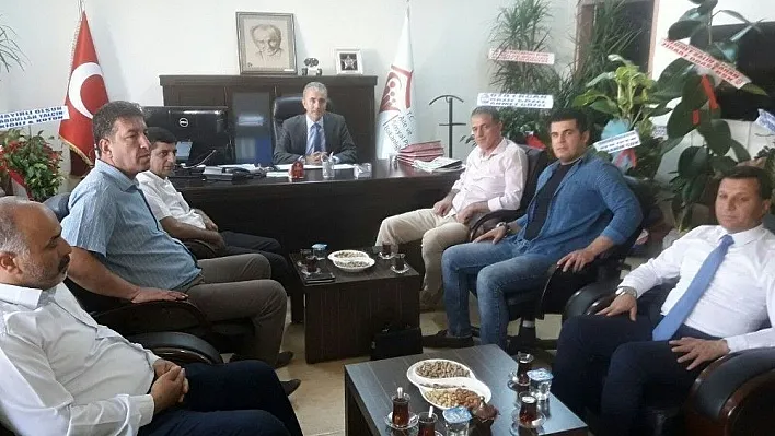 AGAD'tan Müdür Çelik'e 'hayırlı olsun' ziyareti
