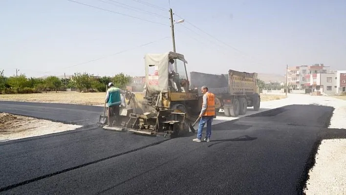 Siteler mahallesinde asfalt çalışması
