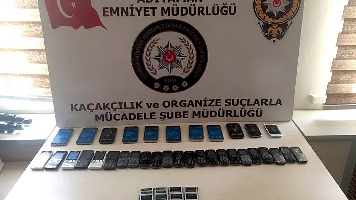 Adıyaman'da kaçak cep telefonu ele geçirildi
