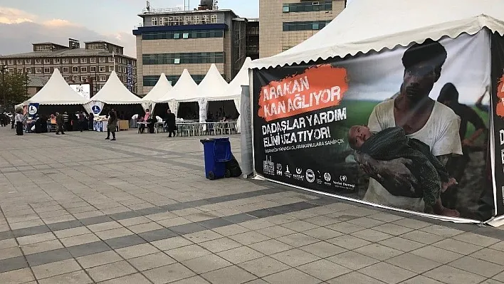 Arakanlı Müslümanlar için Erzurum'dan destek
