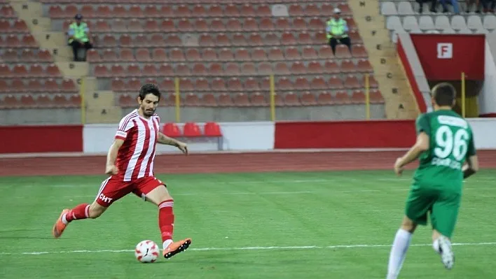 TFF 2. Lig: Kahramanmaraşspor: 1 - SBS İnşaat Kırklarelispor: 2
