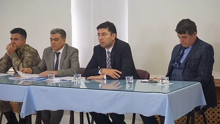 Kangal'da okul güvenliği toplantısı
