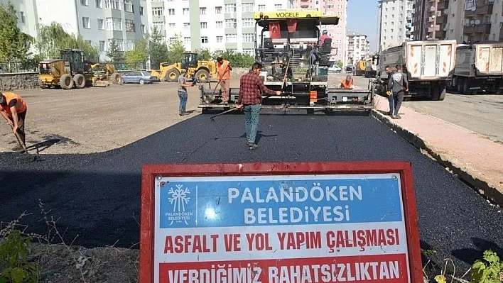 Belediye Başkanı Bulutlar, asfalt çalışmalarını inceledi
