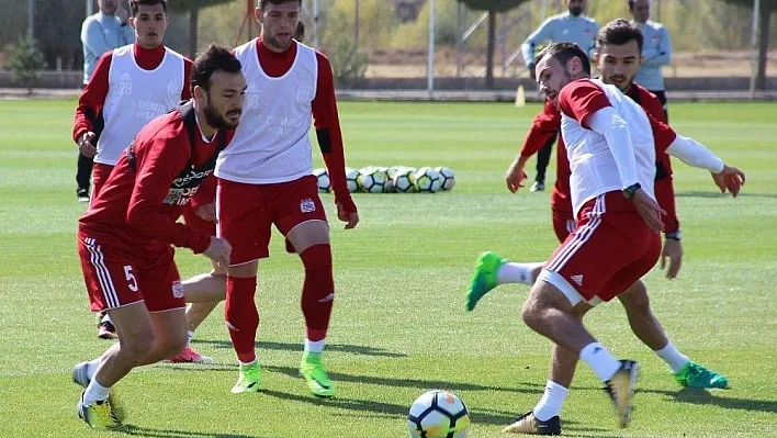 D.G. Sivasspor, Kasımpaşa maçı hazırlıklarını sürdürdü
