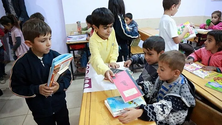 'Kitap Kumbarasına yoğun ilgi
