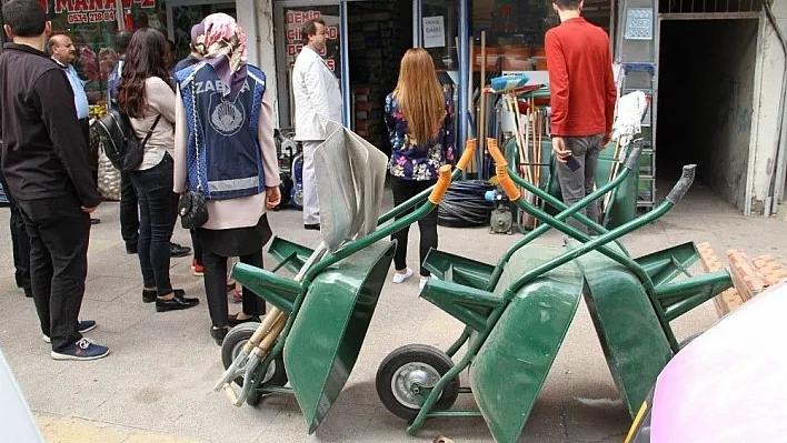 Bismil'de kaldırım işgali denetimi yapıldı
