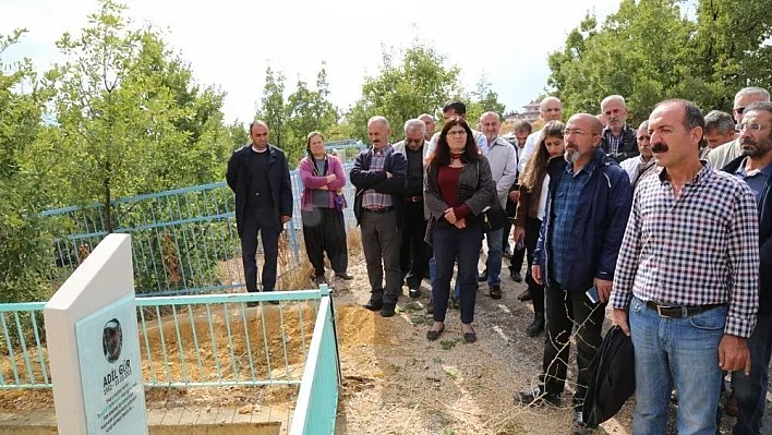 Tunceli'de Ankara Gar saldırısında ölenler anıldı
