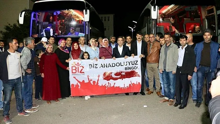 Bingöllü öğrenciler Karabük'e uğurlandı
