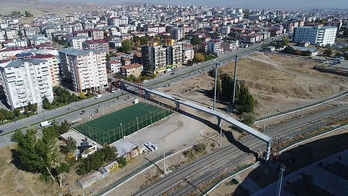 Yeni 4 Eylül Stadyumu için üst geçit yapılıyor
