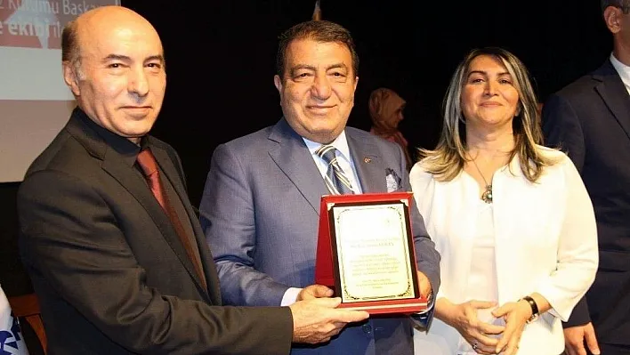 Berko İlaç, 'Eczacılık Mesleği ve Geleceği' söyleşisine katıldı
