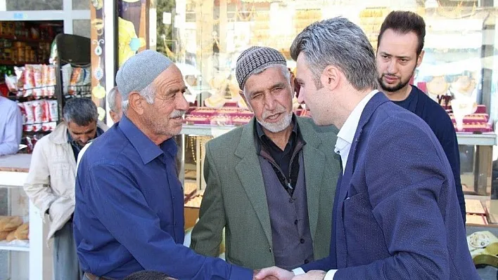 Başkan Yazıcı, her fırsatta halkın içinde
