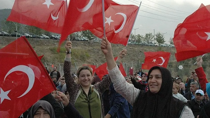 Onikişubat Belediyesi'nden Uğur Işılak konseri
