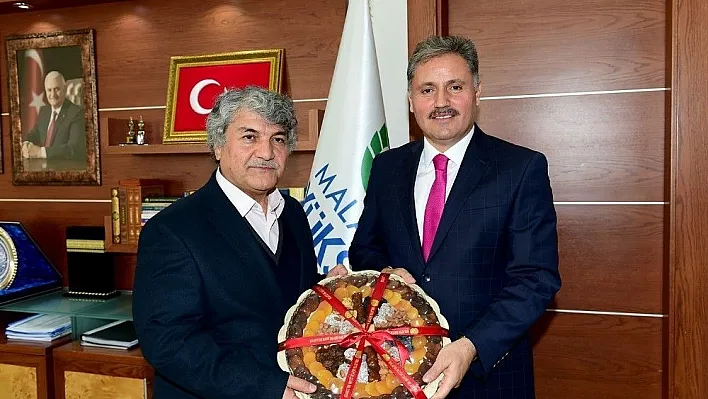 Hülya Koçyiğit ve Mesut Uçakan'dan Başkan Çakır'a ziyaret
