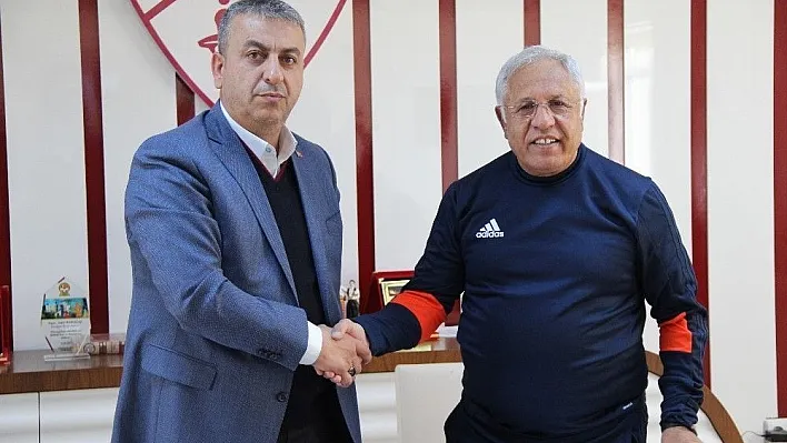 Hüseyin Kalpar, resmen Elazığspor'da