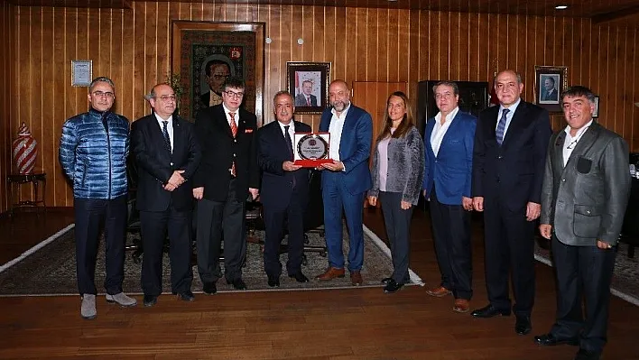 ERATUN yönetiminden Rektör Çomaklı'ya ziyaret
