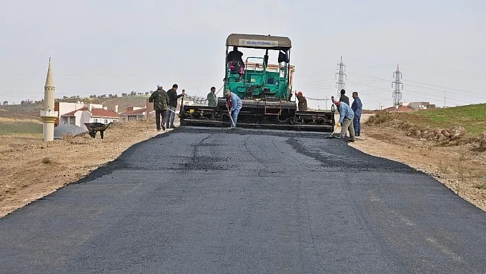 Gölbaşı ilçesinde asfalt çalışmaları
