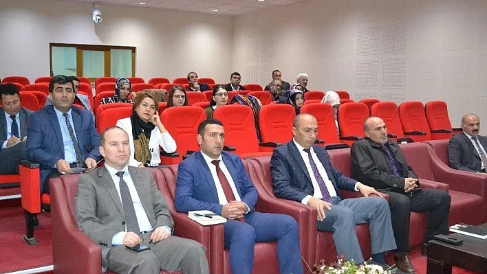 Aile ve Sosyal Politikalar İl Müdürlüğünde destek hizmetleri semineri
