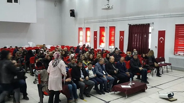 Kişisel Gelişim Uzmanı Saygın'dan Etkili iletişim semineri
