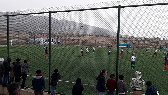 Pasur Belediyespor, Diyarbakır Futbol Kulüb Spor'u gol yağmuruna tuttu
