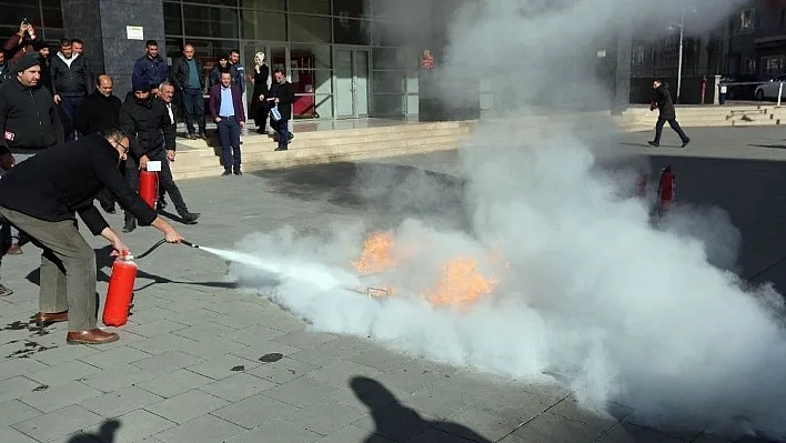 Özbelsan personeline yangın eğitimi
