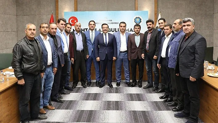 Başkan Atilla muhtarlarla bir araya geldi
