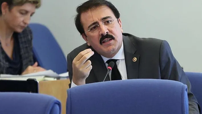 Aydemir: 'öğretmenlerimiz, ruh mimarlarımız'
