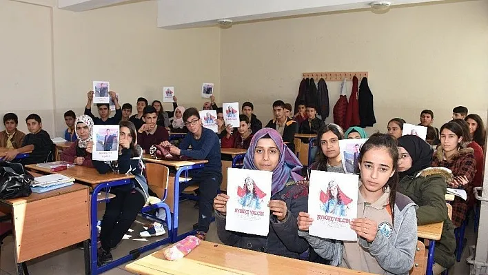 Şehit öğretmenler unutulmadı
