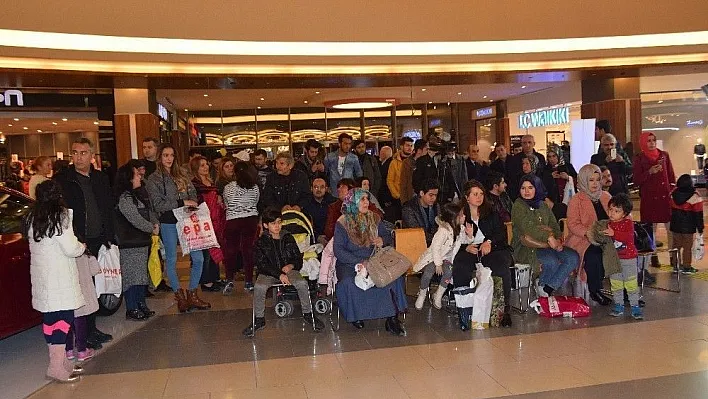 AVM'de 'Toprağa saygı' etkinliği
